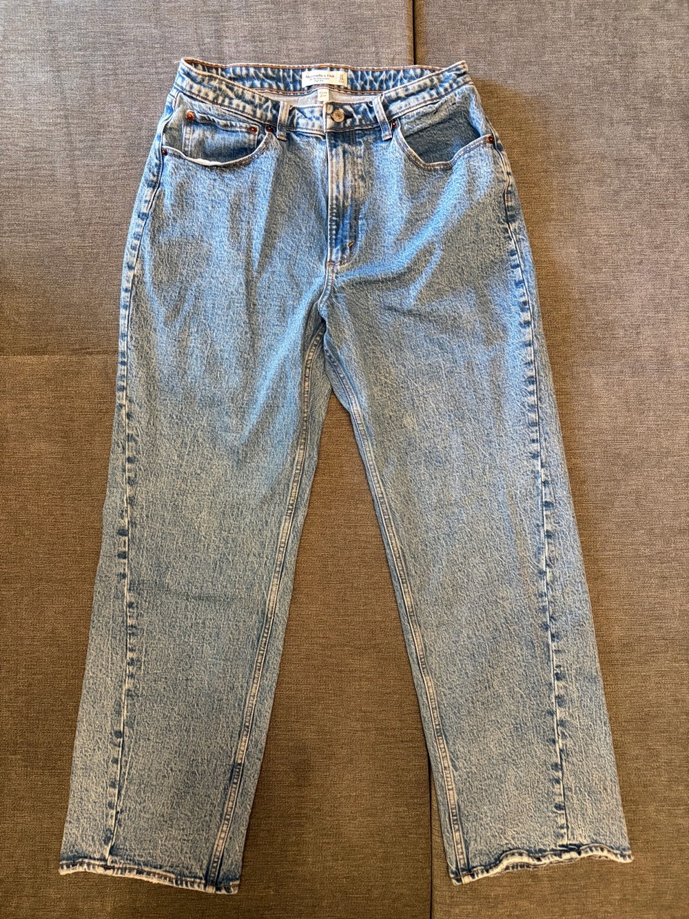 Abercrombie 90s Relaxed Jean High Rise 14 regular 32 curve love blue straight